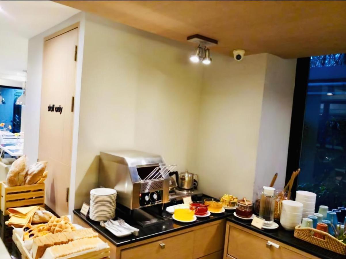 Alt Hotel Nana By Uhg Bangkok Zewnętrze zdjęcie