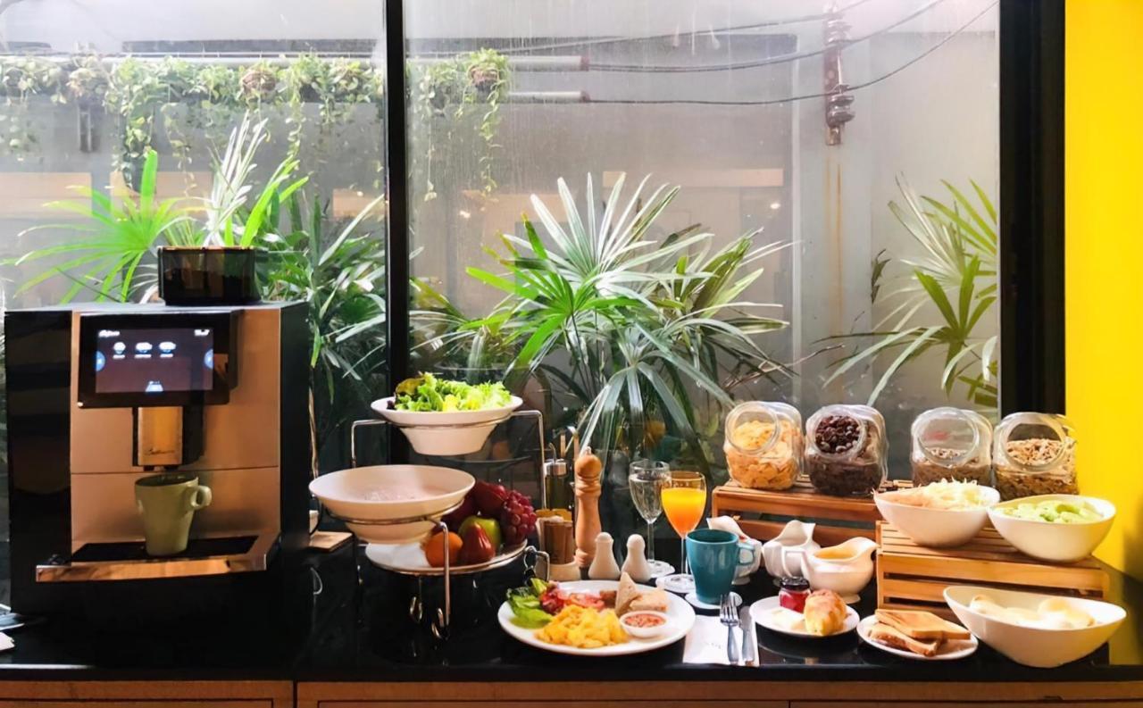 Alt Hotel Nana By Uhg Bangkok Zewnętrze zdjęcie